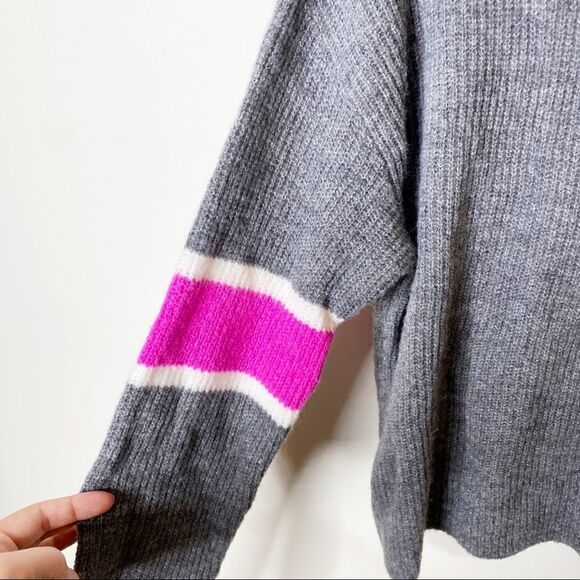 John + Jenn Crew Neck Pullover Varsity Sweater - Picture 6 of 10